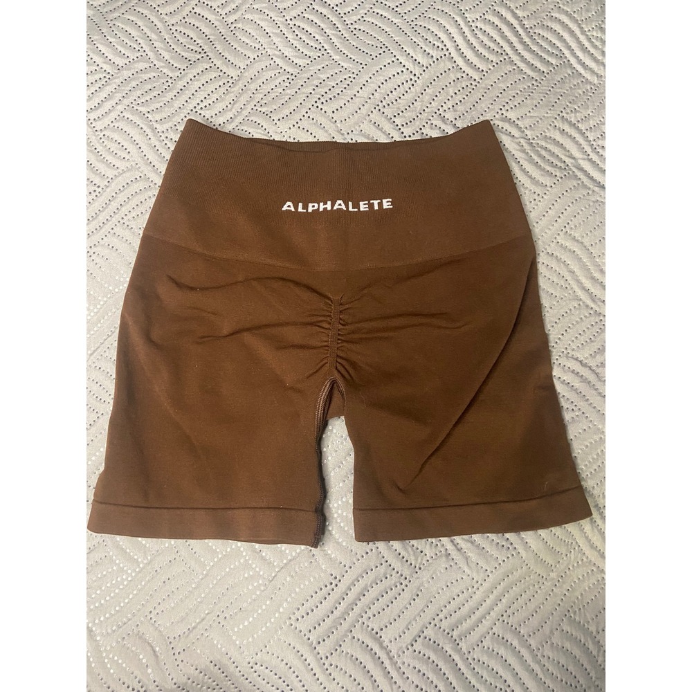 Alphalete Womens Seamless Scrunch Butt Biker Shorts Brown XS